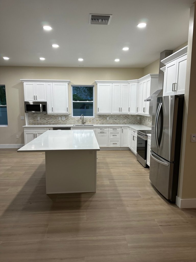 Kitchen remodel with quartz countertops in Tampa Florida