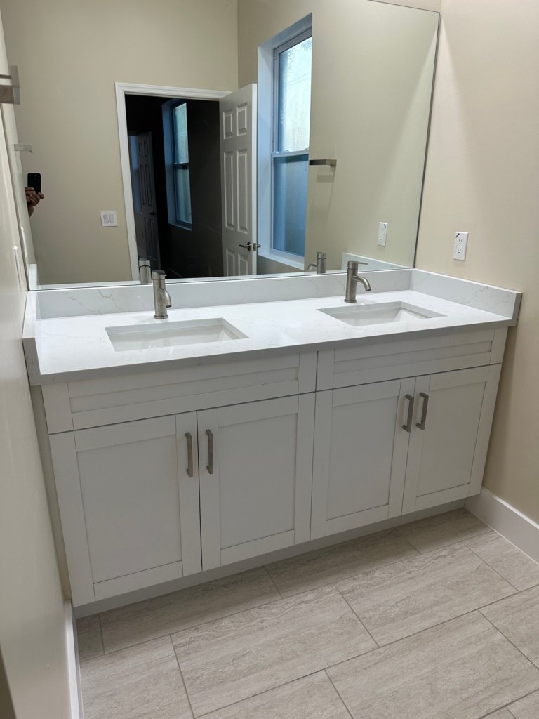 Kitchen remodel with quartz countertops in Tampa Florida