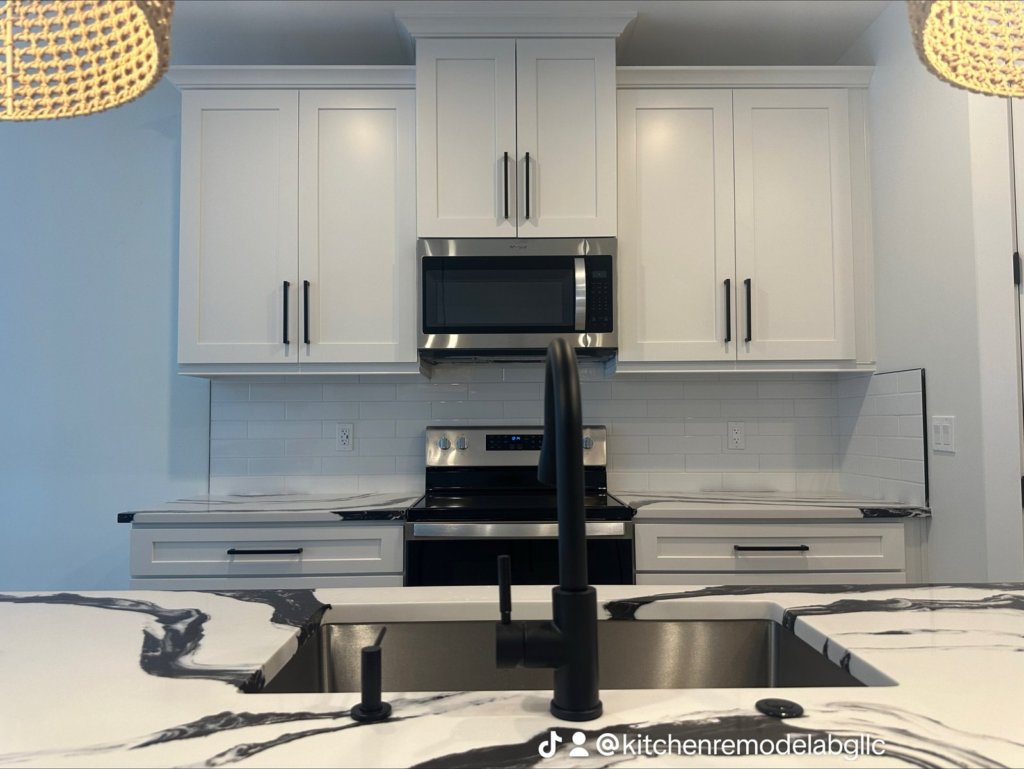 Kitchen remodel with white shaker cabinets in Dunedin Florida